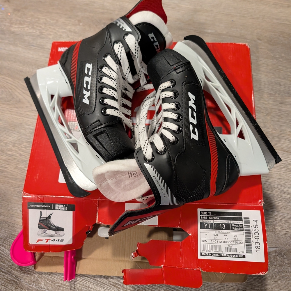 CCM Jetspeed FT 445 Kids Ice Hockey Skates Youth Size 13- Brand New!